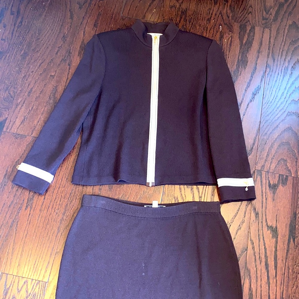 ST. JOHN Brown Embellished Jacket Skirt Set